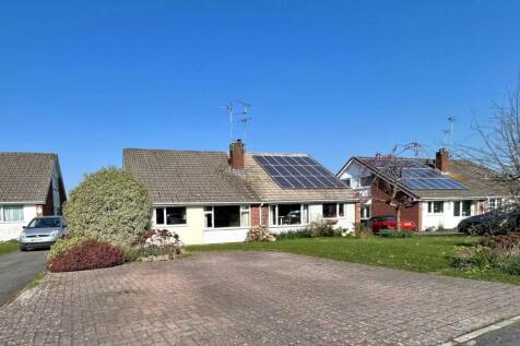 3 bedroom bungalow for sale