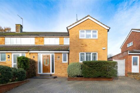 4 bedroom semi-detached house for sale