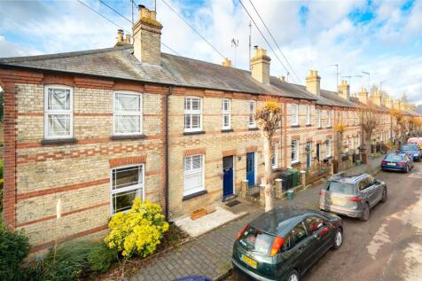 Oster Street, St. Albans, Hertfordshire 2 bed terraced house for sale