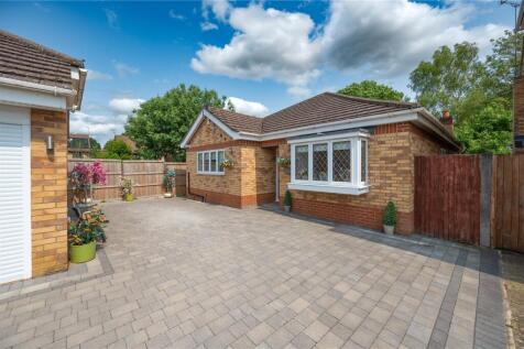 Heracles Close, Park Street, St.... 3 bed bungalow for sale