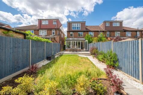 Sadleir Road, St. Albans, Hertfordshire 3 bed end of terrace house for sale