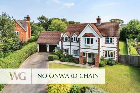 5 bedroom detached house for sale