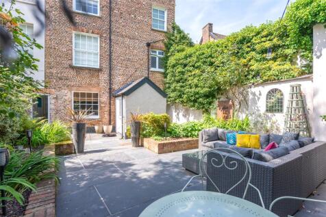 Exeter, Devon 4 bed terraced house for sale