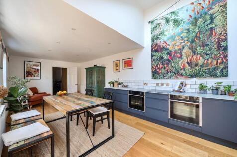 St Leonards, Exeter 5 bed terraced house for sale