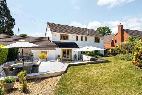Old Pinn Lane, Pinhoe, Exeter 4 bed detached house for sale