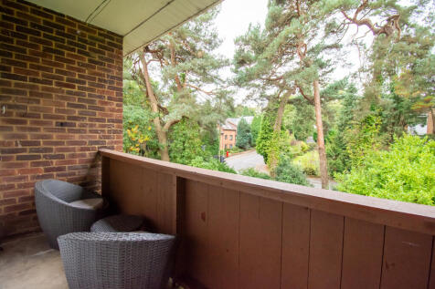 Overbury Manor, Poole, Dorset 3 bed flat for sale