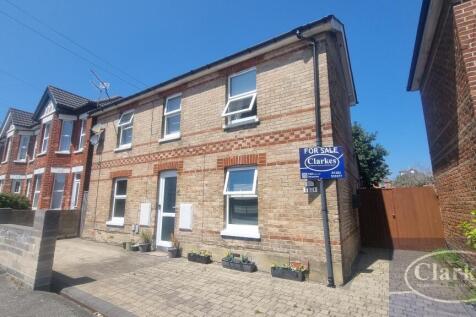 Stanfield Road GARDEN FLAT, Bournemouth 2 bed flat for sale