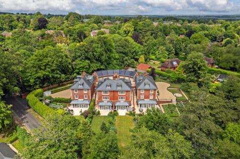 Sleepers Hill, Winchester, SO22 5 bed semi