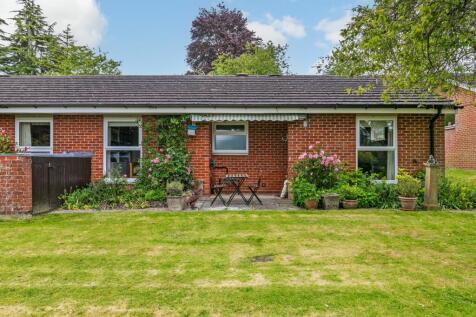 Bedfield Lane, Headbourne Worthy, SO23 2 bed semi