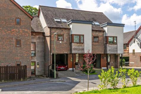 Court Road, Kings Worthy, SO23 4 bed townhouse for sale