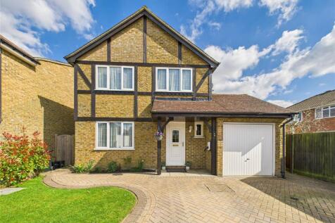 Wield Court, Lower Earley, Reading... 4 bed detached house for sale