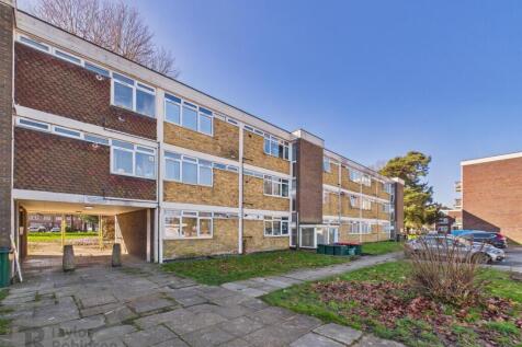 Ifield, Crawley 2 bed flat for sale