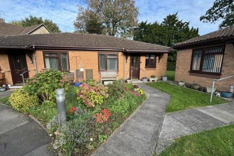 Clift House, Chippenham SN15 2 bed bungalow for sale