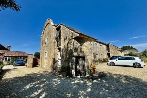 Keynell Court, Yatton Keynell SN14 2 bed apartment for sale