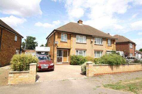 Staple Hall Road, Bletchley, Milton... 3 bed semi