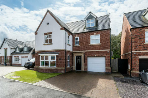 5 bedroom detached house for sale