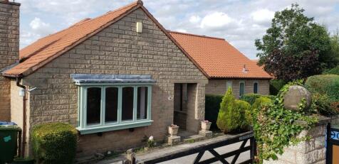 3 bedroom detached bungalow for sale