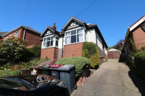 Wortley Road, Kimberworth Rotherham 3 bed detached bungalow for sale