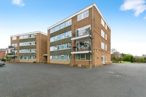 Dove House Lane, Solihull 2 bed flat for sale