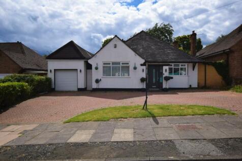 7 bedroom detached bungalow for sale