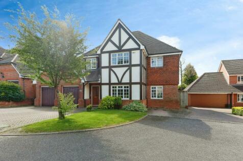 5 bedroom detached house for sale