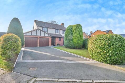 Grosvenor Close, Lichfield 4 bed detached house for sale