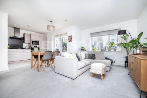 Henry Darlot Drive, Mill Hill... 2 bed apartment for sale