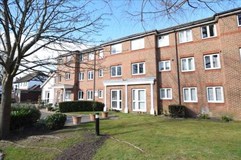 Spalding Court, Cedar Avenue, Chelmsford 2 bed retirement property for sale