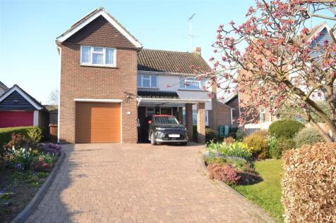 6 bedroom detached house for sale