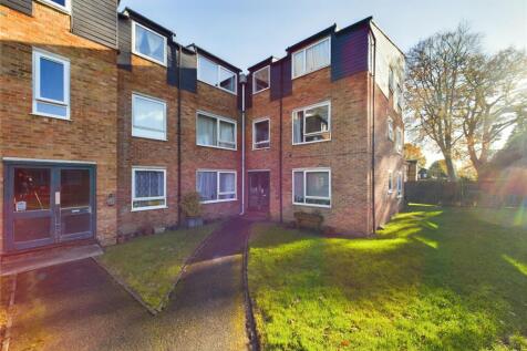 Rectory Close, Bracknell, Berkshire... 2 bed apartment for sale