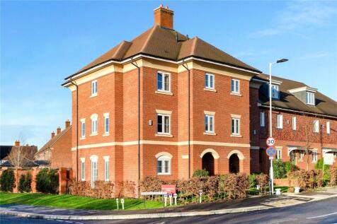 Meadowsweet Lane, Warfield... 4 bed townhouse for sale