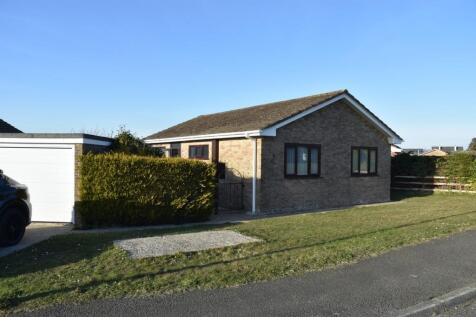 4 Dolwerdd, Penparc 2 bed detached bungalow for sale