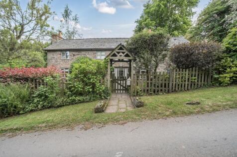 3 bedroom cottage for sale
