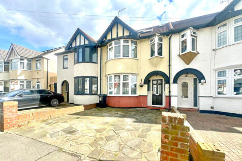 Brian Road, Romford, Essex, RM6 4 bed terraced house for sale