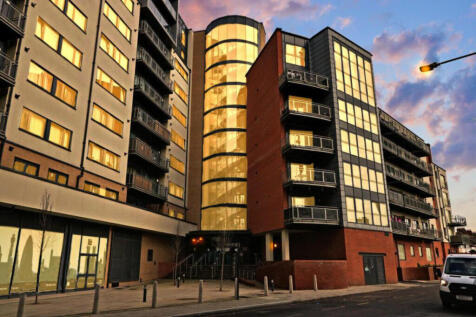 Gabrielle House,  Ilford, IG2 2 bed apartment for sale