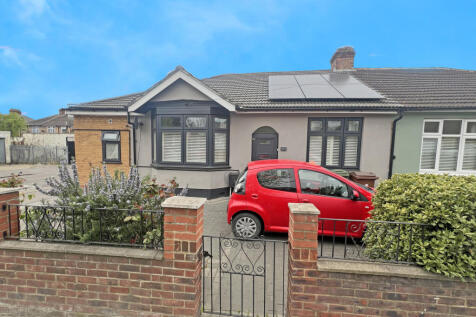 3 bedroom bungalow for sale