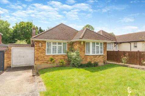 2 bedroom detached bungalow for sale