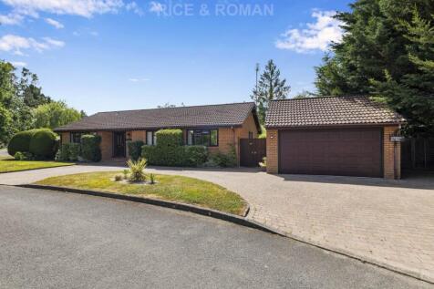 Charter Road, Ascot SL5 5 bed bungalow for sale
