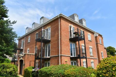 Hillcroft Close, Lymington, SO41 2 bed apartment for sale