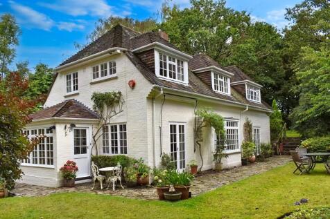 Blackbush Road, Milford on Sea... 4 bed detached house for sale
