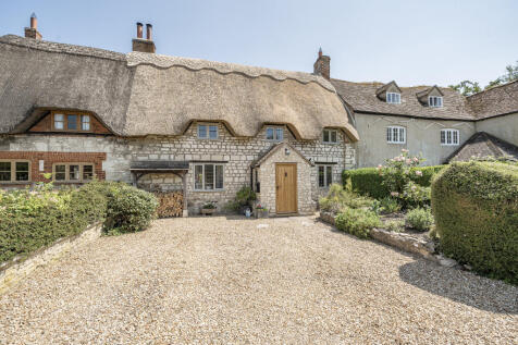 4 bedroom cottage for sale