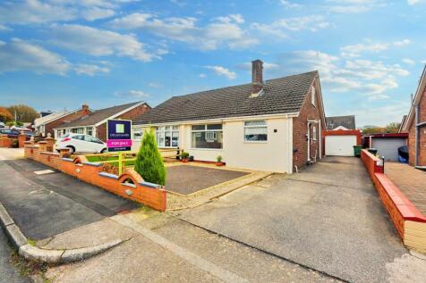 3 bedroom semi-detached bungalow for sale