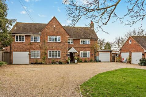 5 bedroom detached house for sale