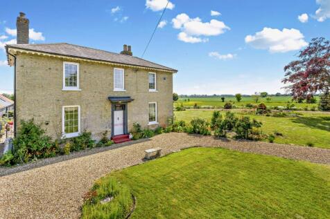 6 bedroom detached house for sale