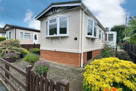 2 bedroom detached house for sale