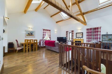 3 bedroom barn conversion for sale