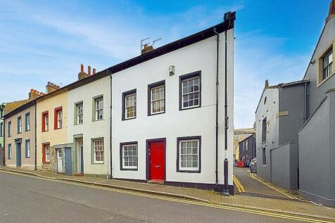 4 bedroom terraced house for sale