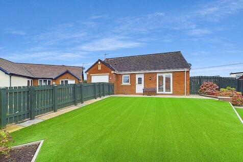 2 bedroom detached bungalow for sale