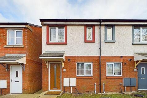 2 bedroom end of terrace house for sale