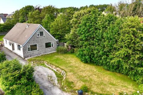 5 bedroom detached bungalow for sale